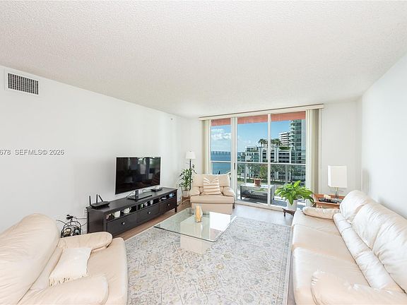 2nd image of 1155 Brickell Bay Dr APT 609