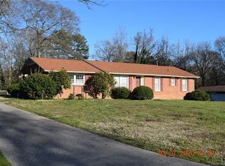 615 Kentberry Dr, Charlotte, NC 28214