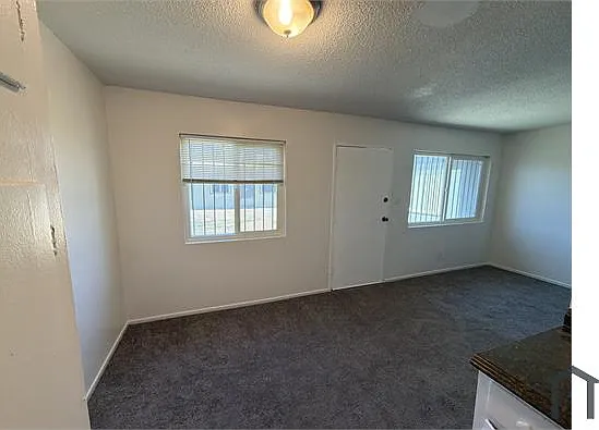 2601 Cedar Ave #3 — Photo 2