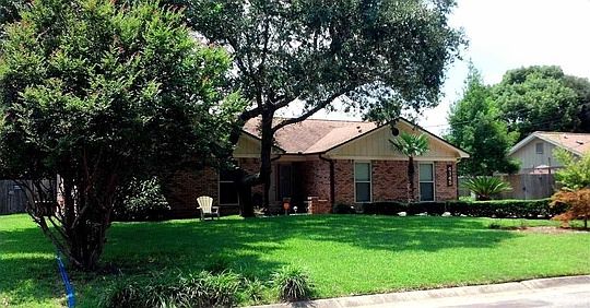 1st image of 4145 Monteigne Dr