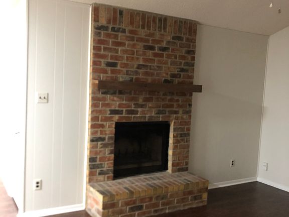 3rd image of 7714 Jennifer Ln