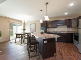 Stonefield Townhomes, Bismarck, ND 58503