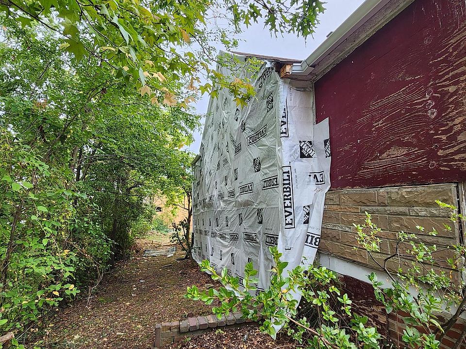 2nd image of 4953 D St SE