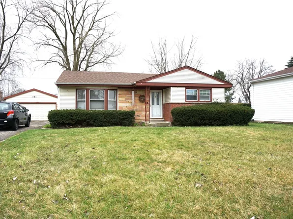 751 Sunnyside Rd, Roselle, IL 60172