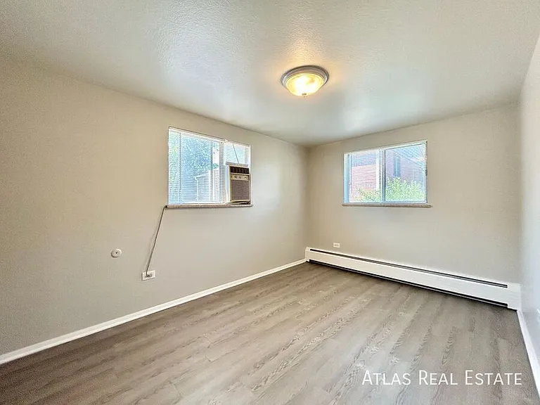 2337 S Locust St #C — Photo 6
