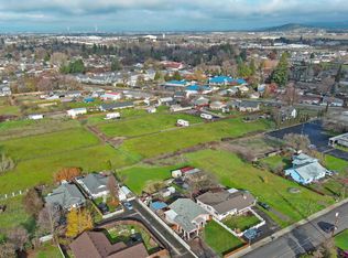 2573 Merriman Rd #3300, Medford, OR 97501