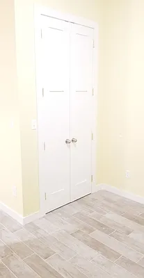 Rented by City Express Realty & Management Corp | media 26