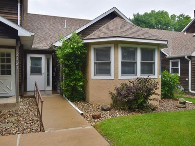 2419 S Center Ave, Sioux Falls, SD, 57105