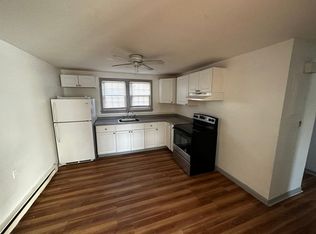 10 County St APT 1, Mansfield, MA 02048