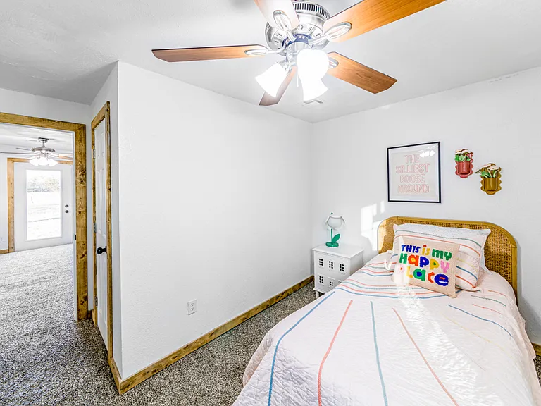 412 N Ripley Rd — Photo 12