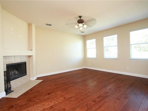 4th image of 4605 Fox Sedge Ln