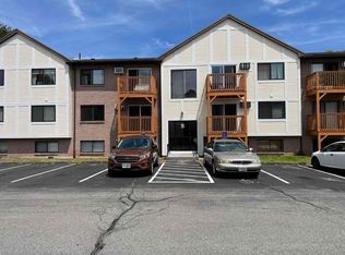 8 Lancelot Ct APT 3, Salem, NH 03079