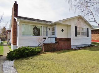 135 Mount Pleasant St, Lewistown, MT 59457