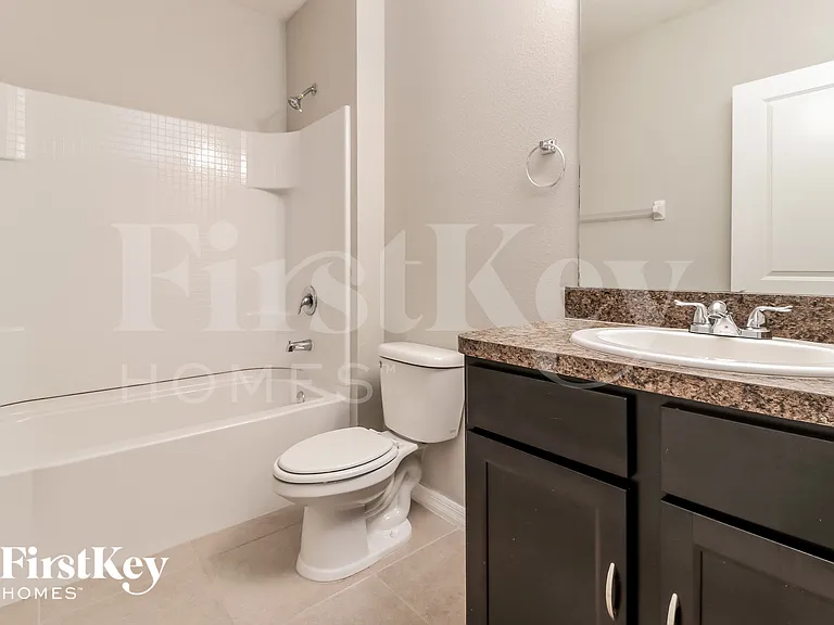 36048 Carriage Pine Ct — Photo 13