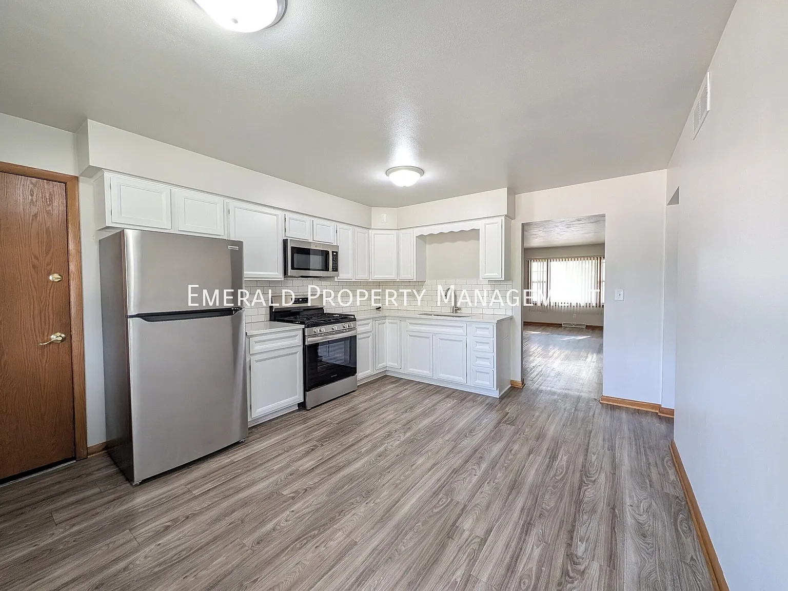 2 bed, $1,350 — Photo 4