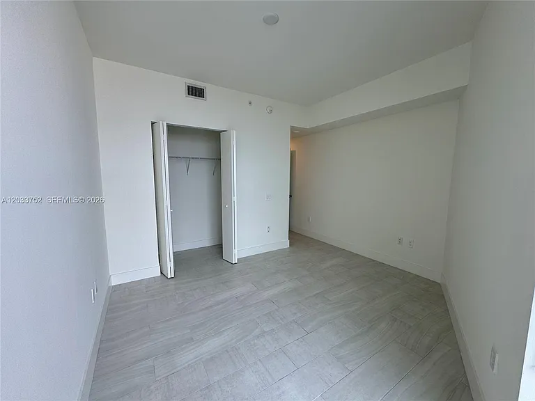 2000 Metropica Way #810 — Photo 20