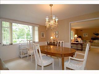 3rd image of 3911 Riverview Dr