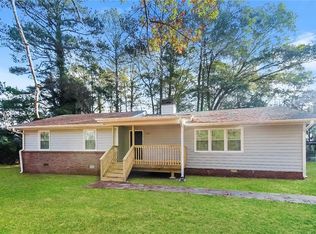 6386 Woodlawn Ave, Rex, GA 30273