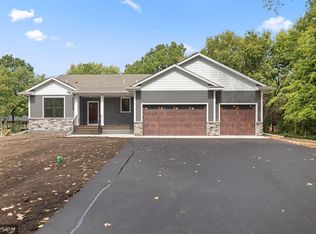 1240 78th St, Victoria, MN 55386