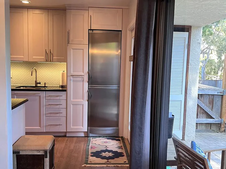 601 Acorn Ct — Photo 11