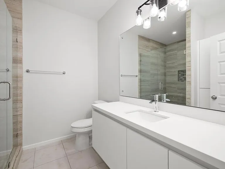 5407 N Crown Point — Photo 17