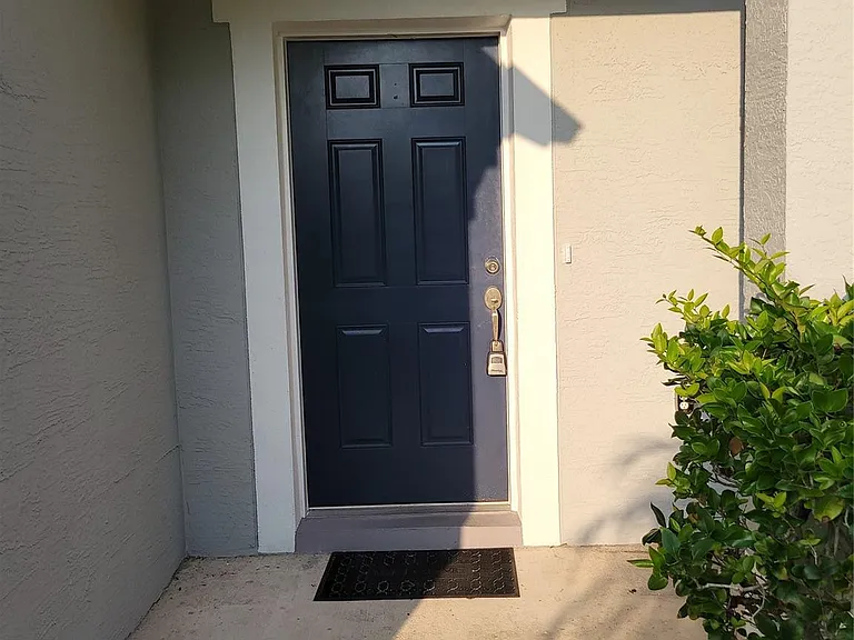 8448 Adele Rd — Photo 2