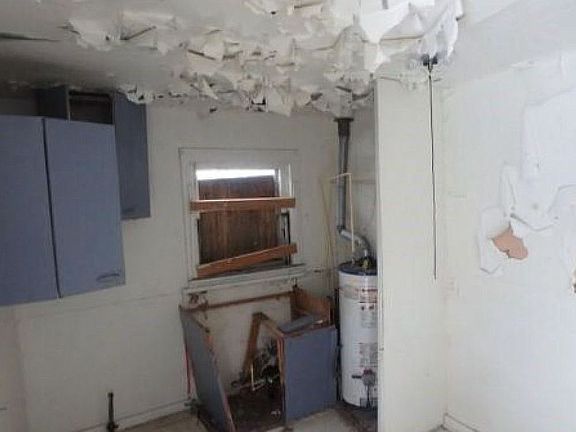 3rd image of 728 Whitmore Ave