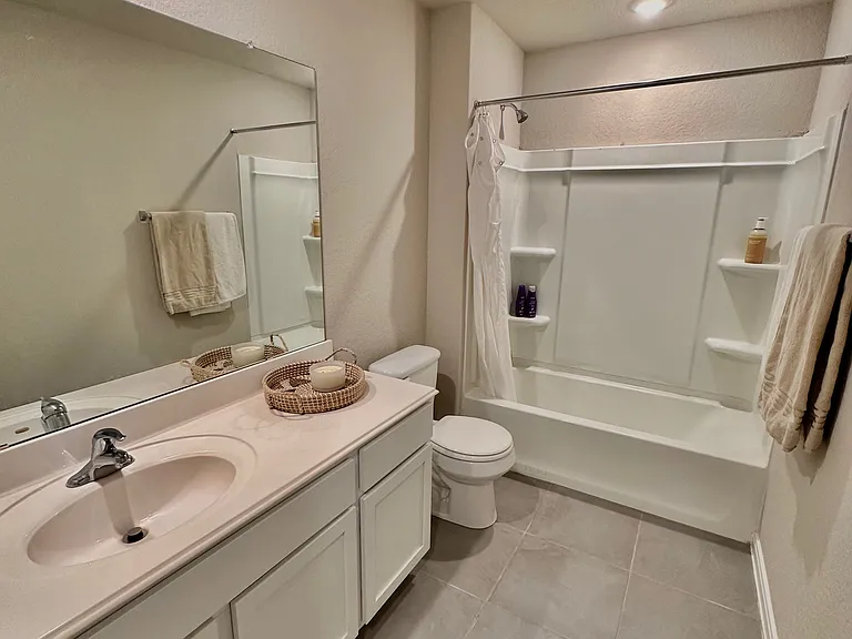 1112 Elm Fall — Photo 10