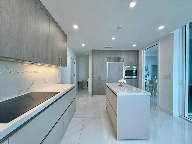 15901 Collins Ave #2406 — Photo 8