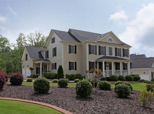 3920 River Run Ct, Cumming, GA 30041