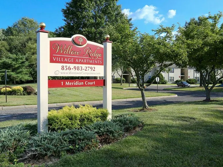 Willow Ridge Village Apartments — Photo 9