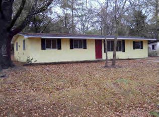 911 9th St, McComb, MS 39648