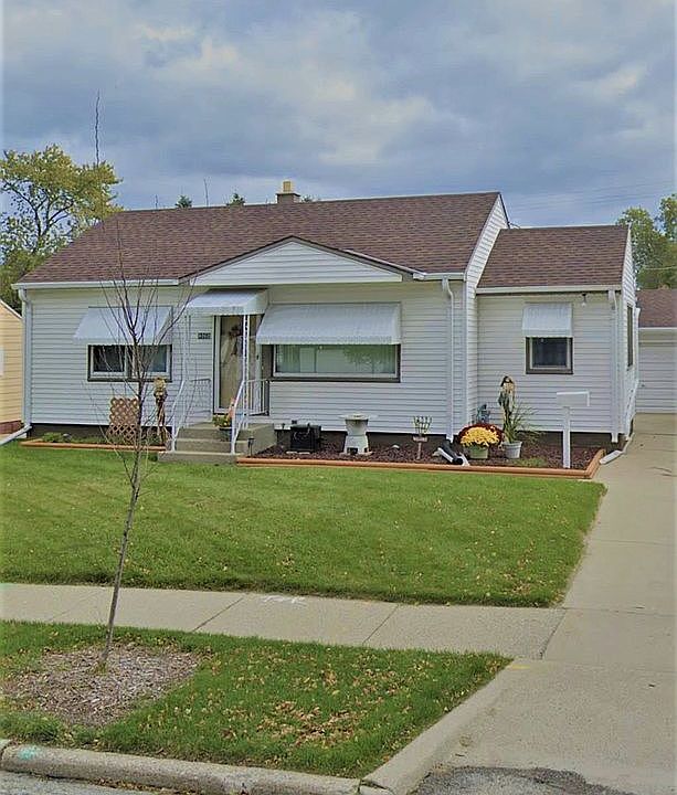 1st image of 4060 S Alexander Ave