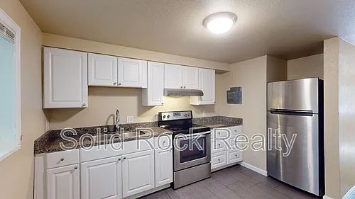333 Bonnie Ct Photo 1