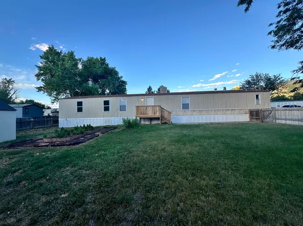 37 W Carson Cir, Parachute, CO 81635