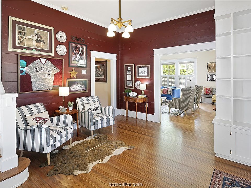 1st image of 1006 Park Pl