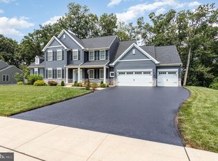 7 Highland Terrace Ct, Boiling Springs, PA 17007