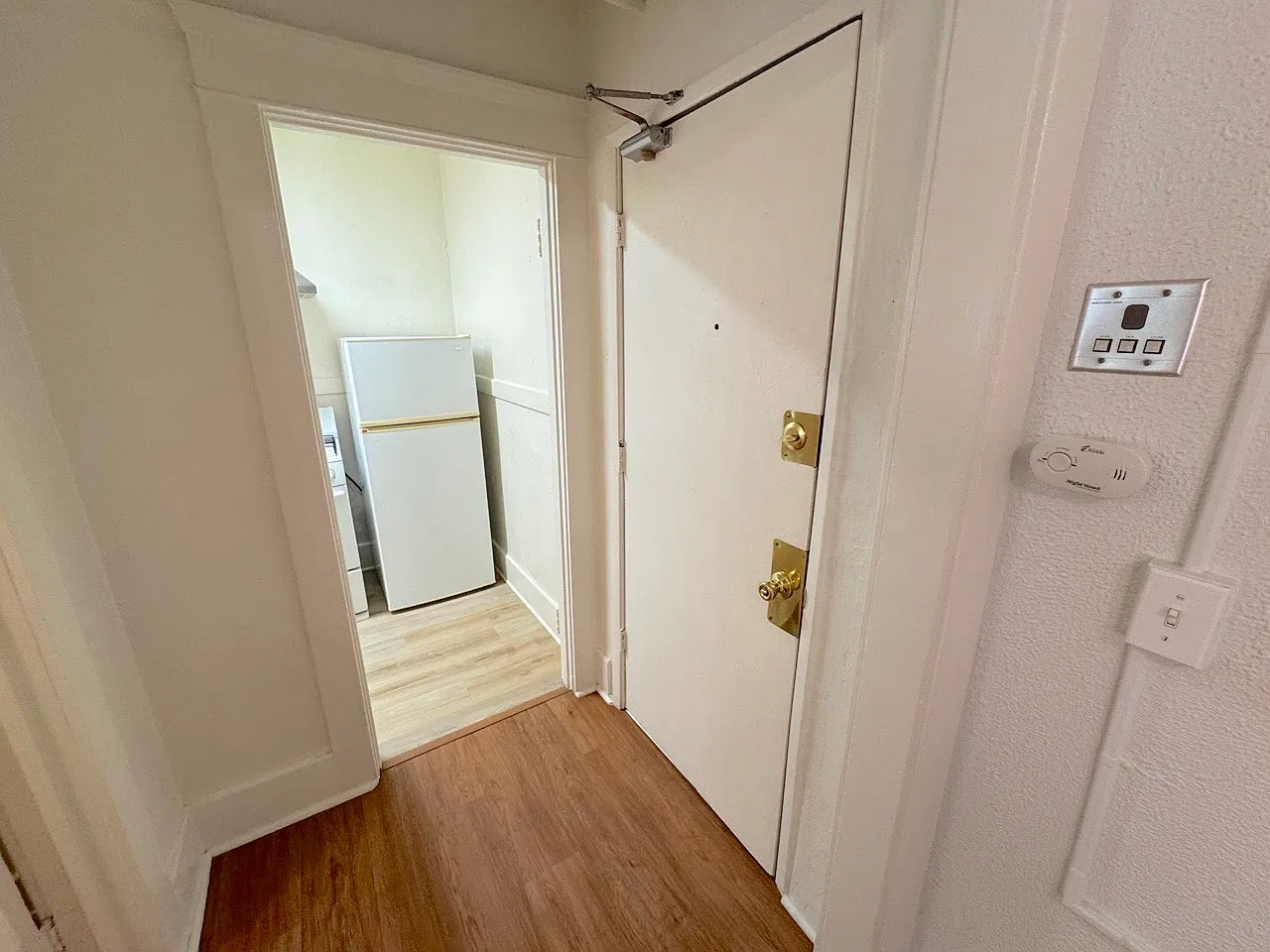40 Brooks Ave — Photo 4