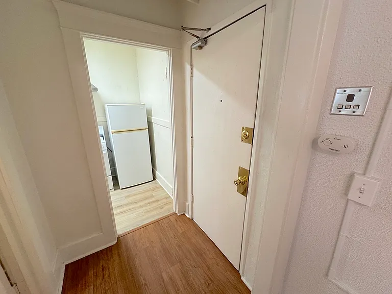40 Brooks Ave #16 — Photo 4