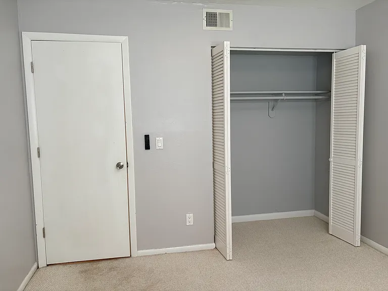 2nd bedroom closet