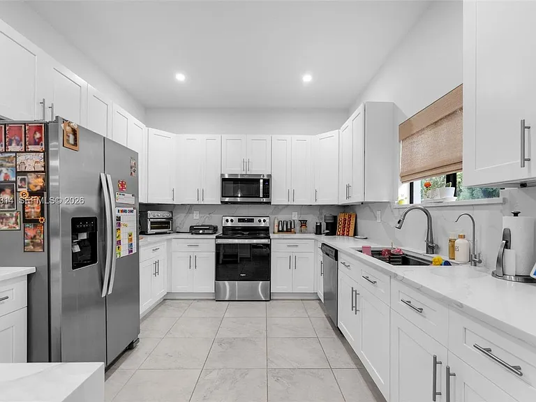 17805 SW 114th Ct #17805 — Photo 1