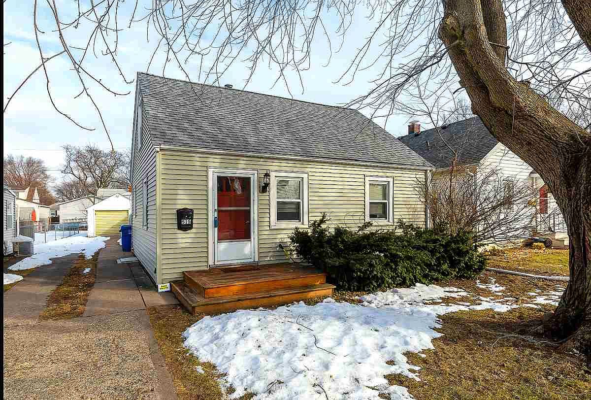 515-29th-ave-moline-il-61265-zillow