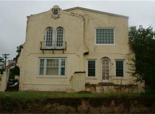 212 W 6th St, Breckenridge, TX 76424