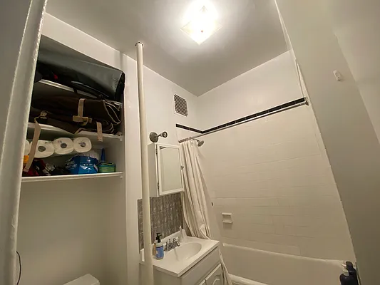 Rented by Bien Realty Ltd | media 46