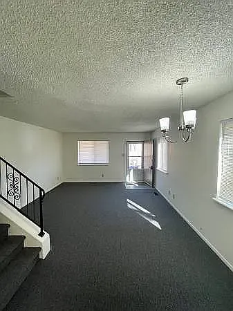 2 bed, $1,350 — Photo 3