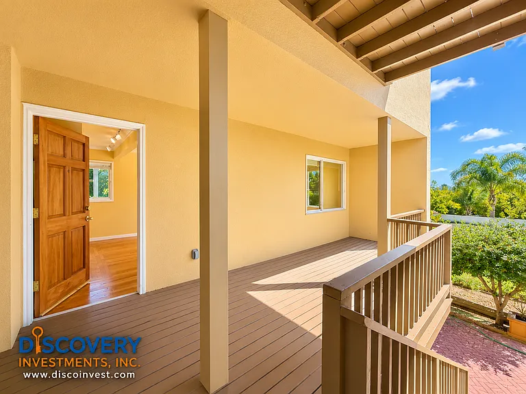 327 San Carlos Ave — Photo 50