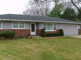 25747 Hickory Ct, Minooka, IL 60447