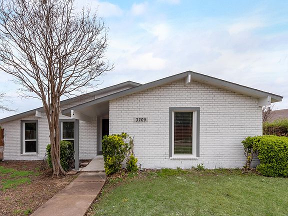 2nd image of 3209 Pamela Pl