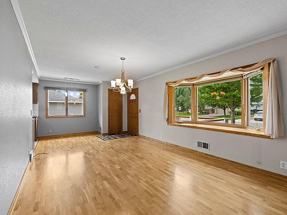 4th image of 9137 11th Ave S