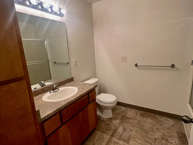 3151 Forest Hills Dr #6 — Photo 14